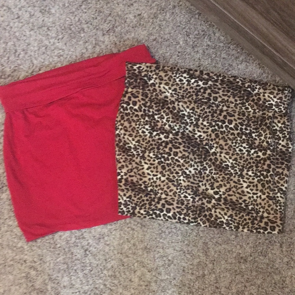 Lot of 2 mini skirts